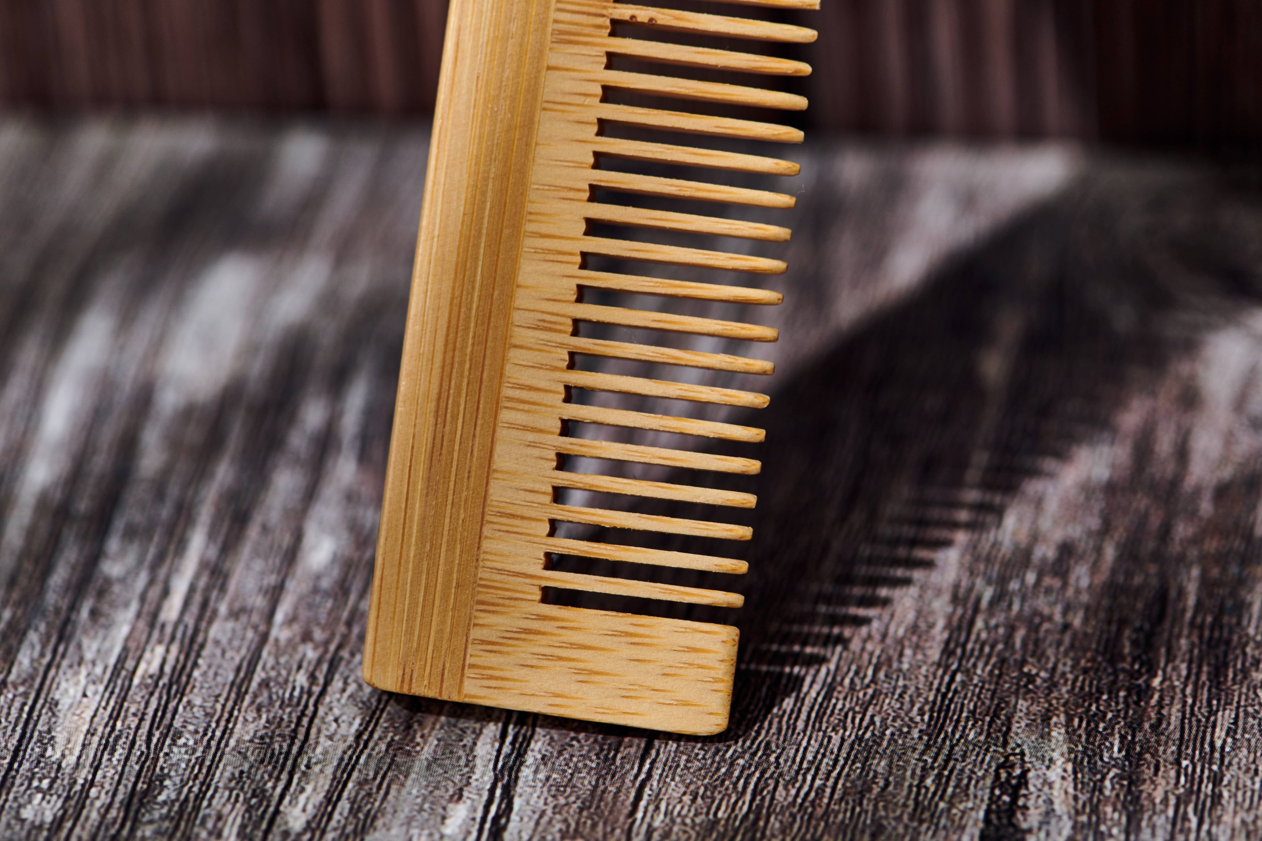 Desesh - Bamboo Hair Comb (Plastic Free, Unbranded, Unpackaged)